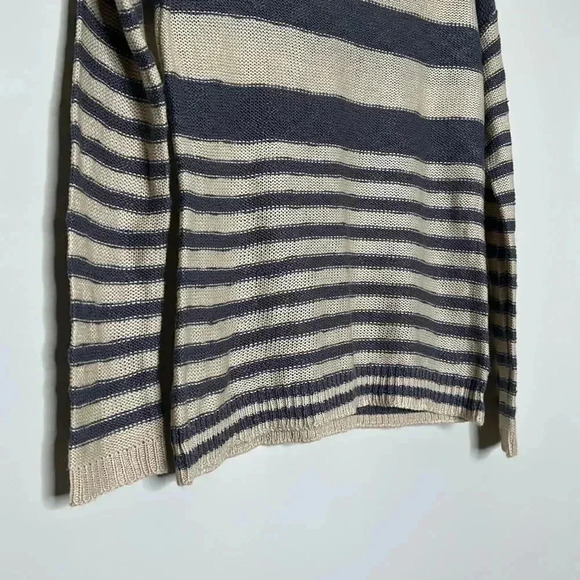 Pink Rose Gray Stripped Knit Sweater - Picture 4 of 8